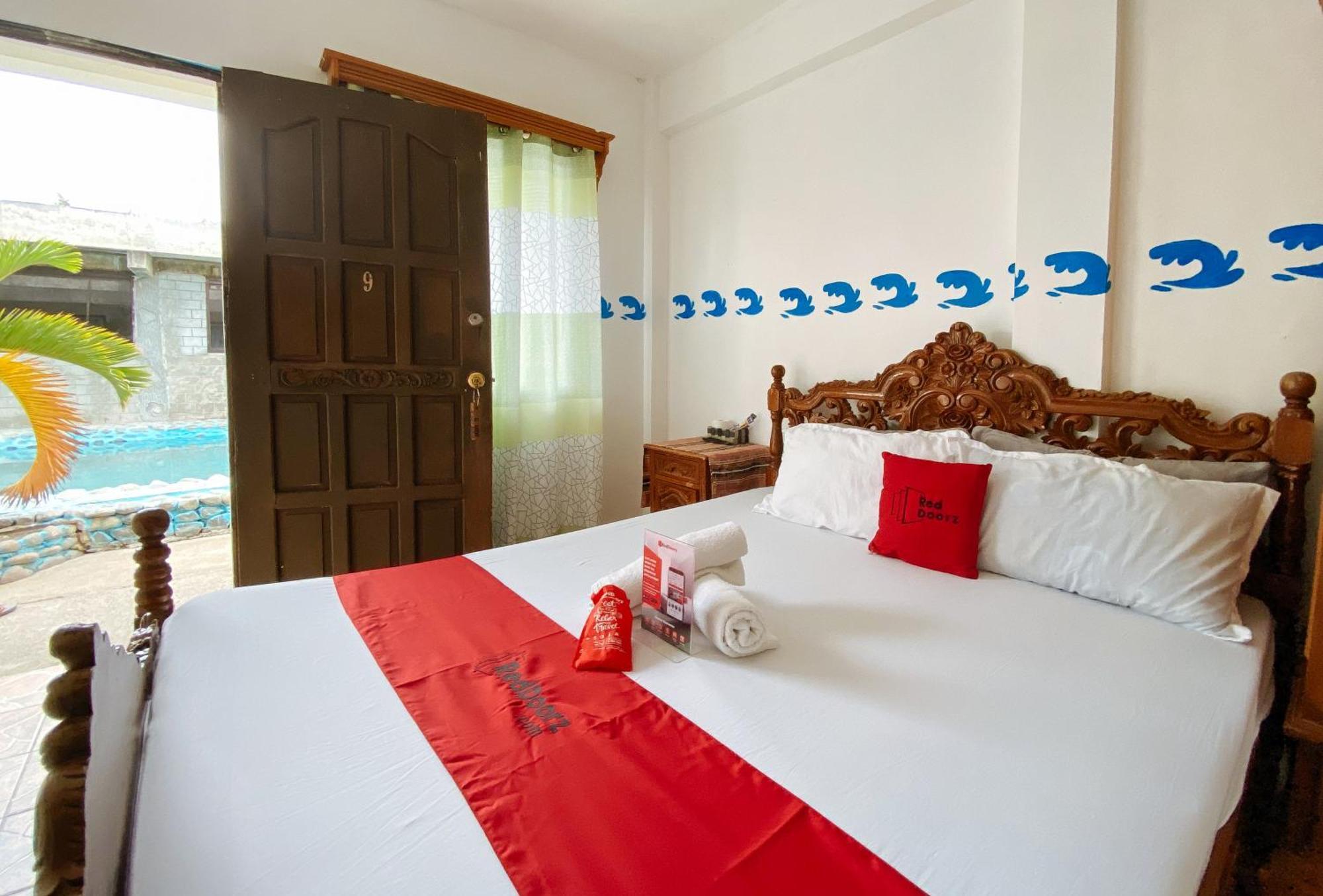 White Castle Beach Resort Iba Zambales Botolan Εξωτερικό φωτογραφία
