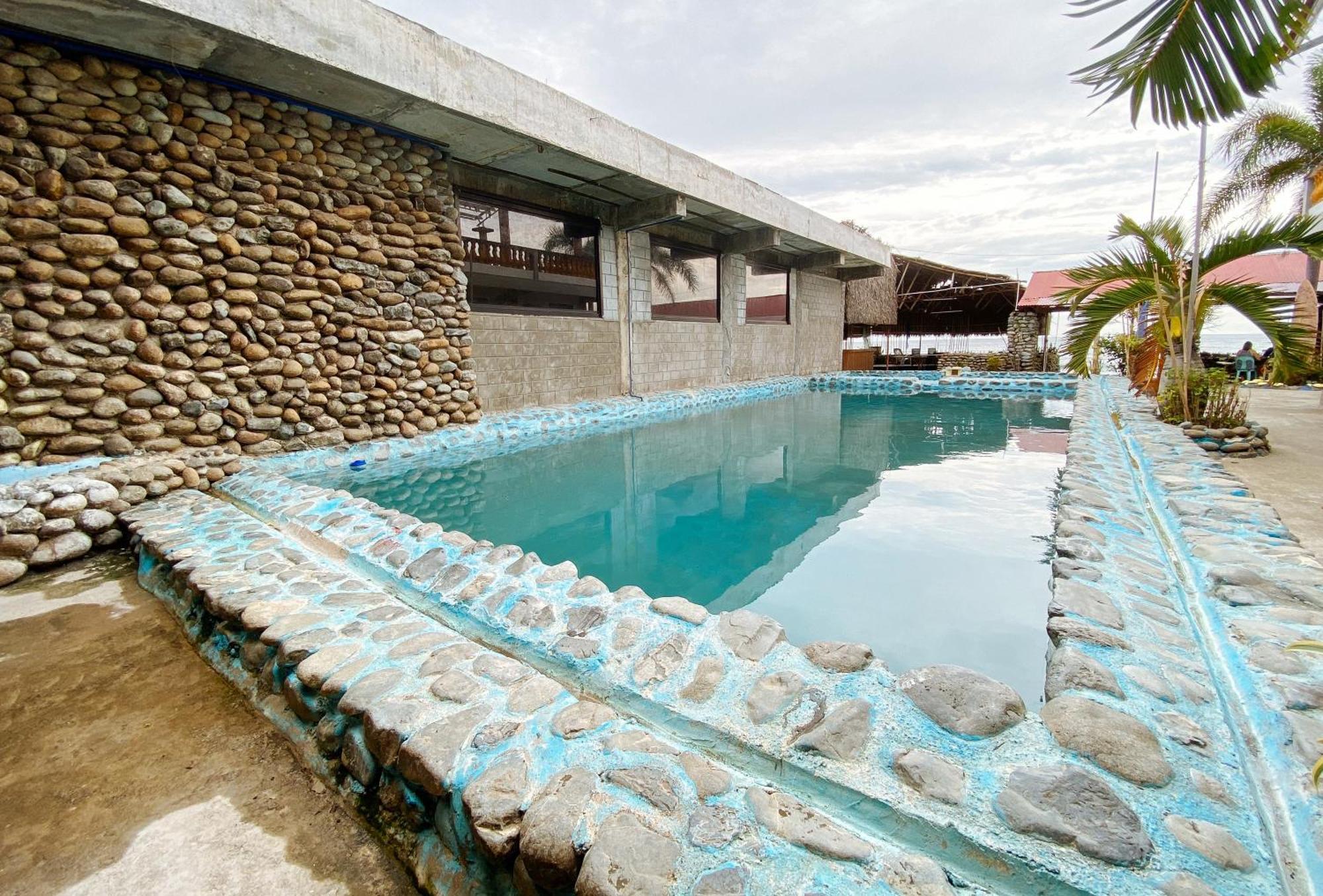 White Castle Beach Resort Iba Zambales Botolan Εξωτερικό φωτογραφία